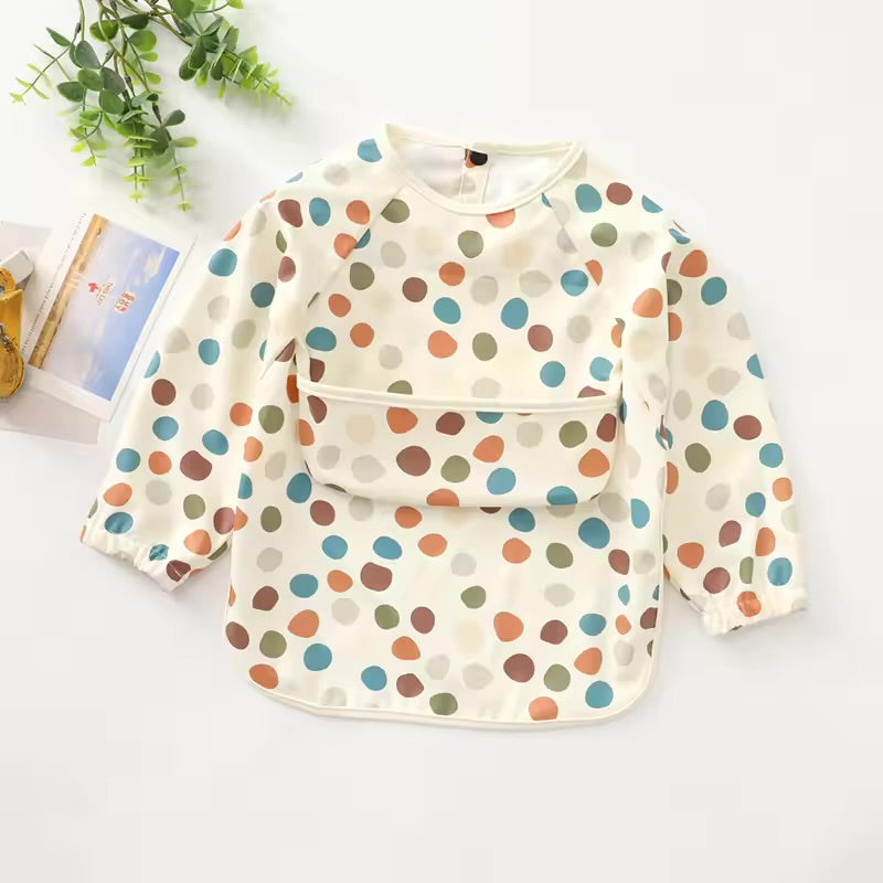 Long sleeved bib with crumb pouch (Rainbow dot)